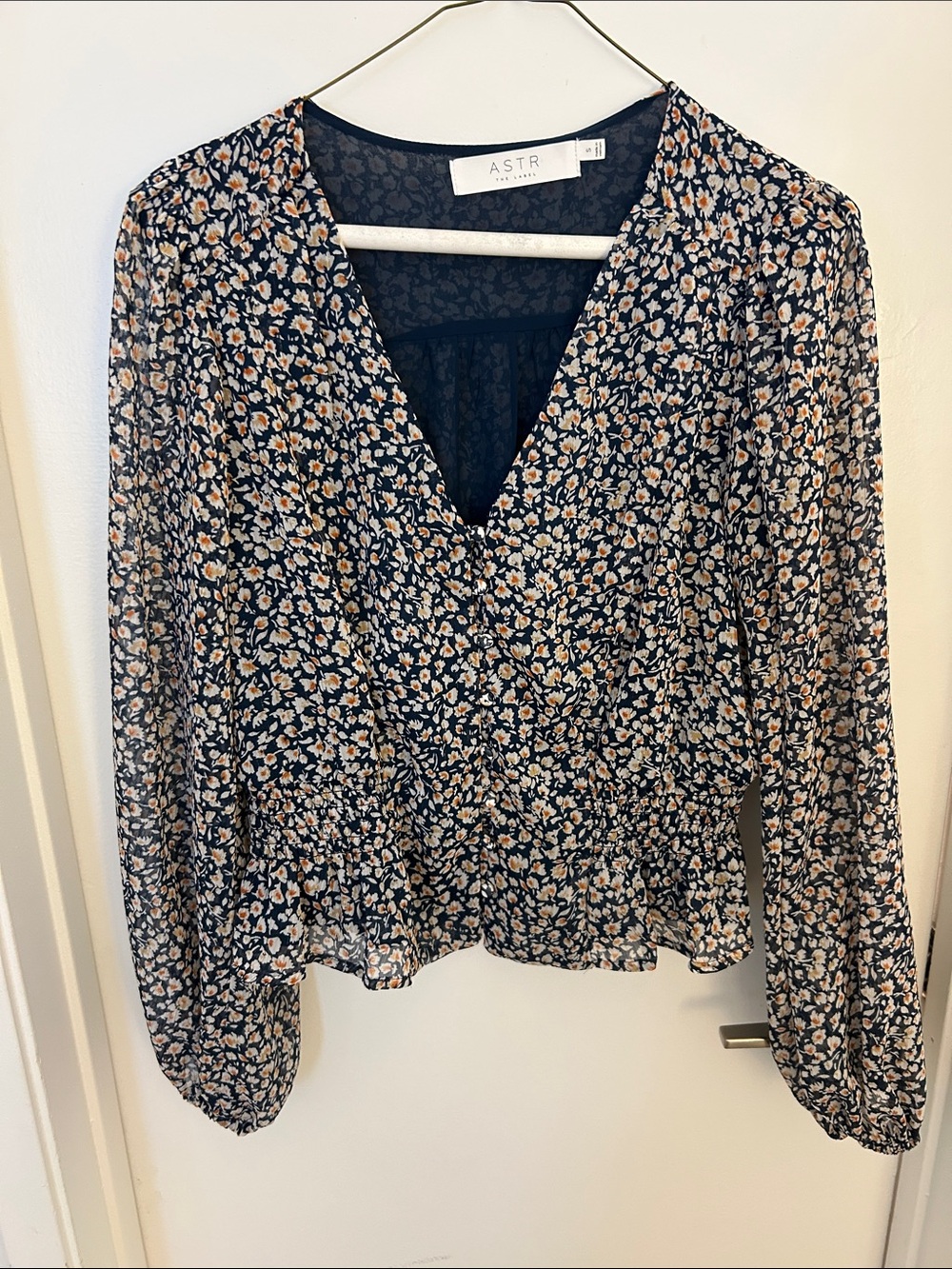 ASTR Navy Floral V-Neck Peplum Blouse